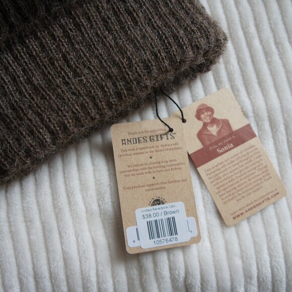 Andes Gifts Dark Brown & Light Brown Reversible 100% Alpaca Wool Beanie Hat - Picture 10 of 10